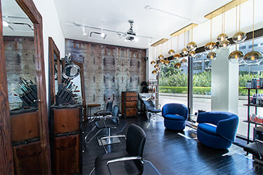 Salon Studio 8
