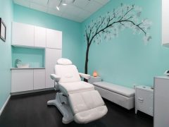 Burbank Esthetician in private salon studio at Salon Republic