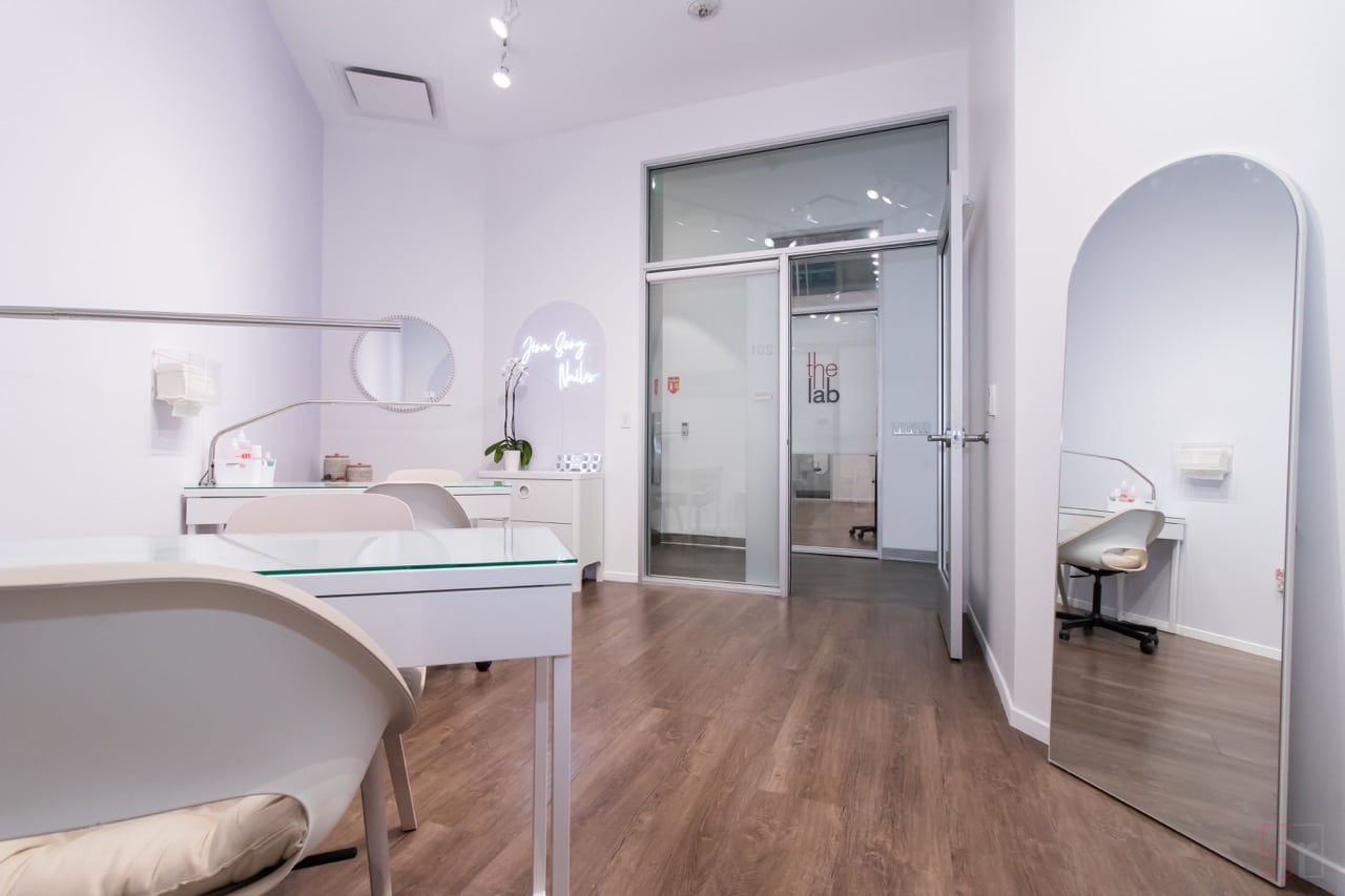 Sharing a salon suite reduces your expenses and allows a larger space.