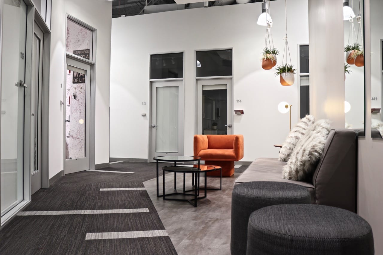 A salon suite tour will show you the layout of the location and additional amenities offered.